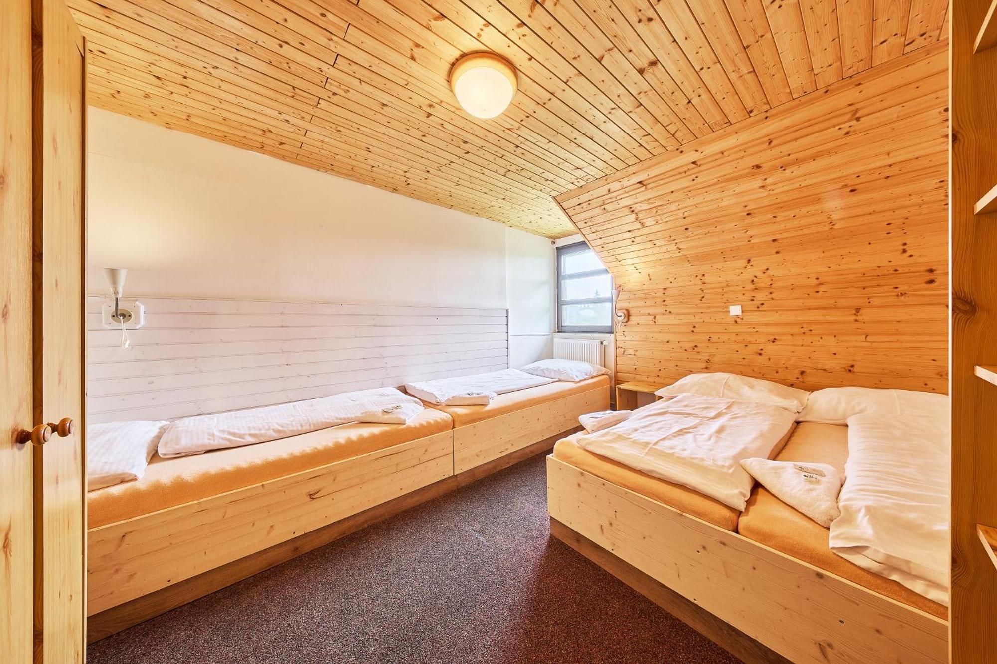 Modrokamenna Bouda Hotel Янске Лазне Екстериор снимка