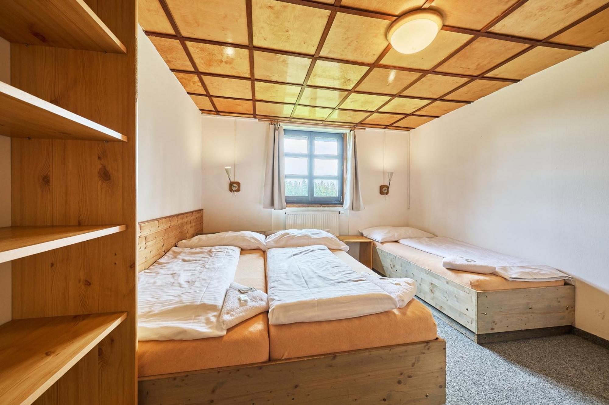 Modrokamenna Bouda Hotel Янске Лазне Екстериор снимка