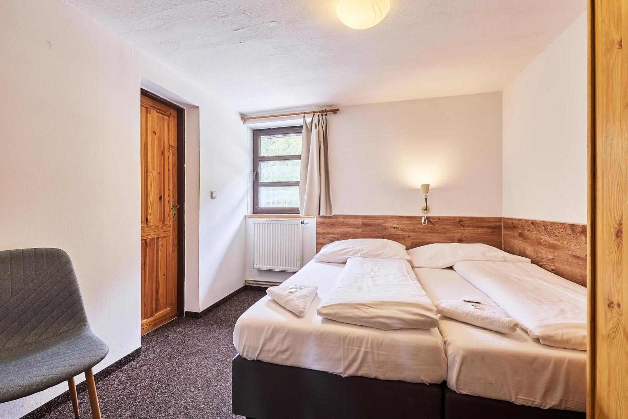 Modrokamenna Bouda Hotel Янске Лазне Екстериор снимка